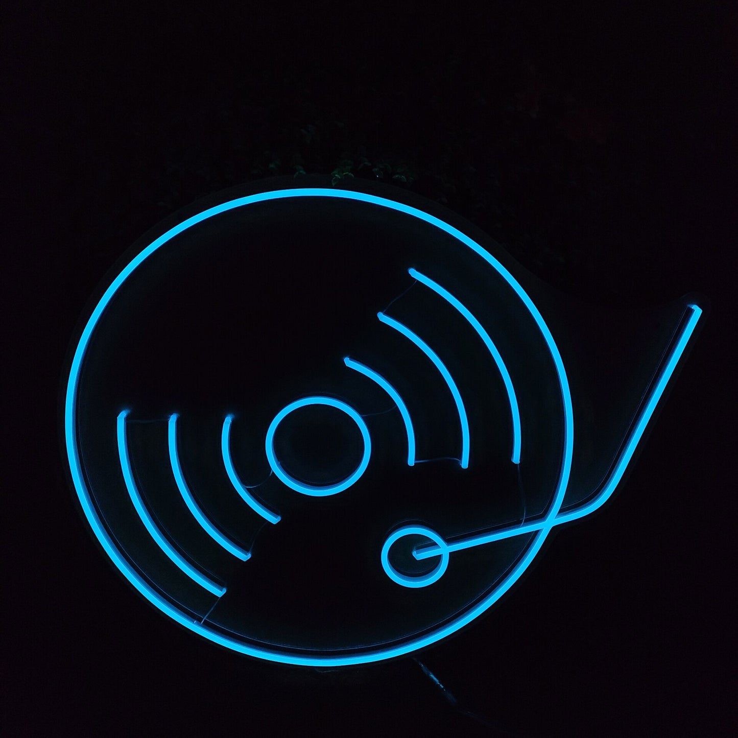 vinyl disc DJ neon