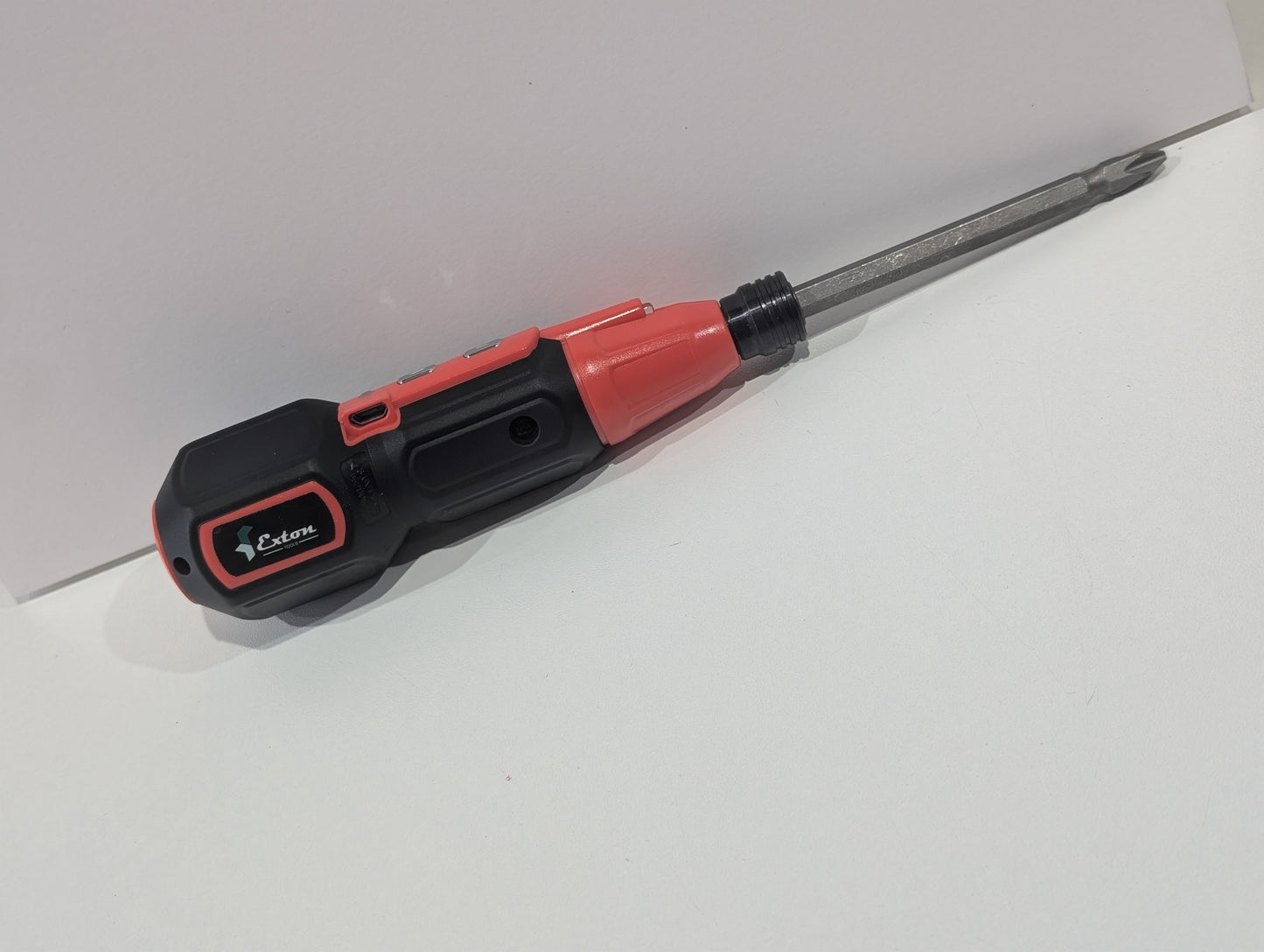 Rechargeable electric screwdriver
